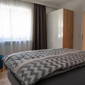 https://reise-im-traditionell-modernen-stil_ferienhaus_ibk.innsbruckaustriahotels.com