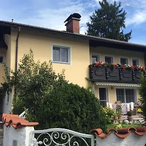Bed & Breakfast Elfi, Solnohrad